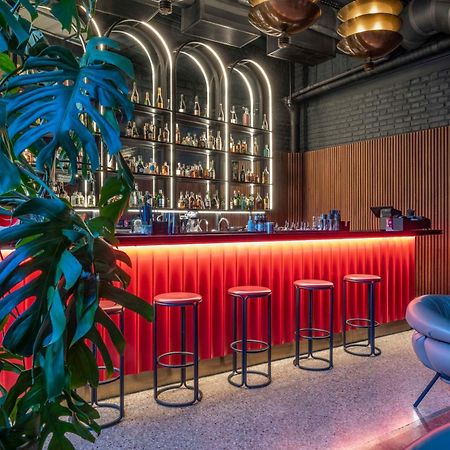 Hotel Radisson Red Tbilisi Zewnętrze zdjęcie