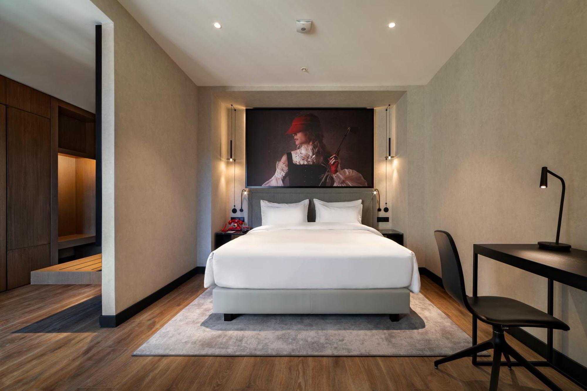 Hotel Radisson Red Tbilisi Zewnętrze zdjęcie
