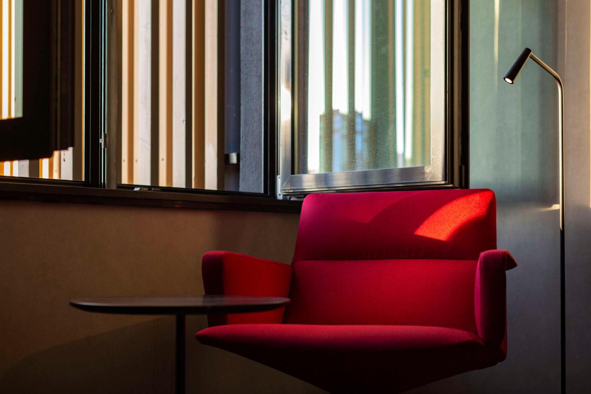 Hotel Radisson Red Tbilisi Zewnętrze zdjęcie