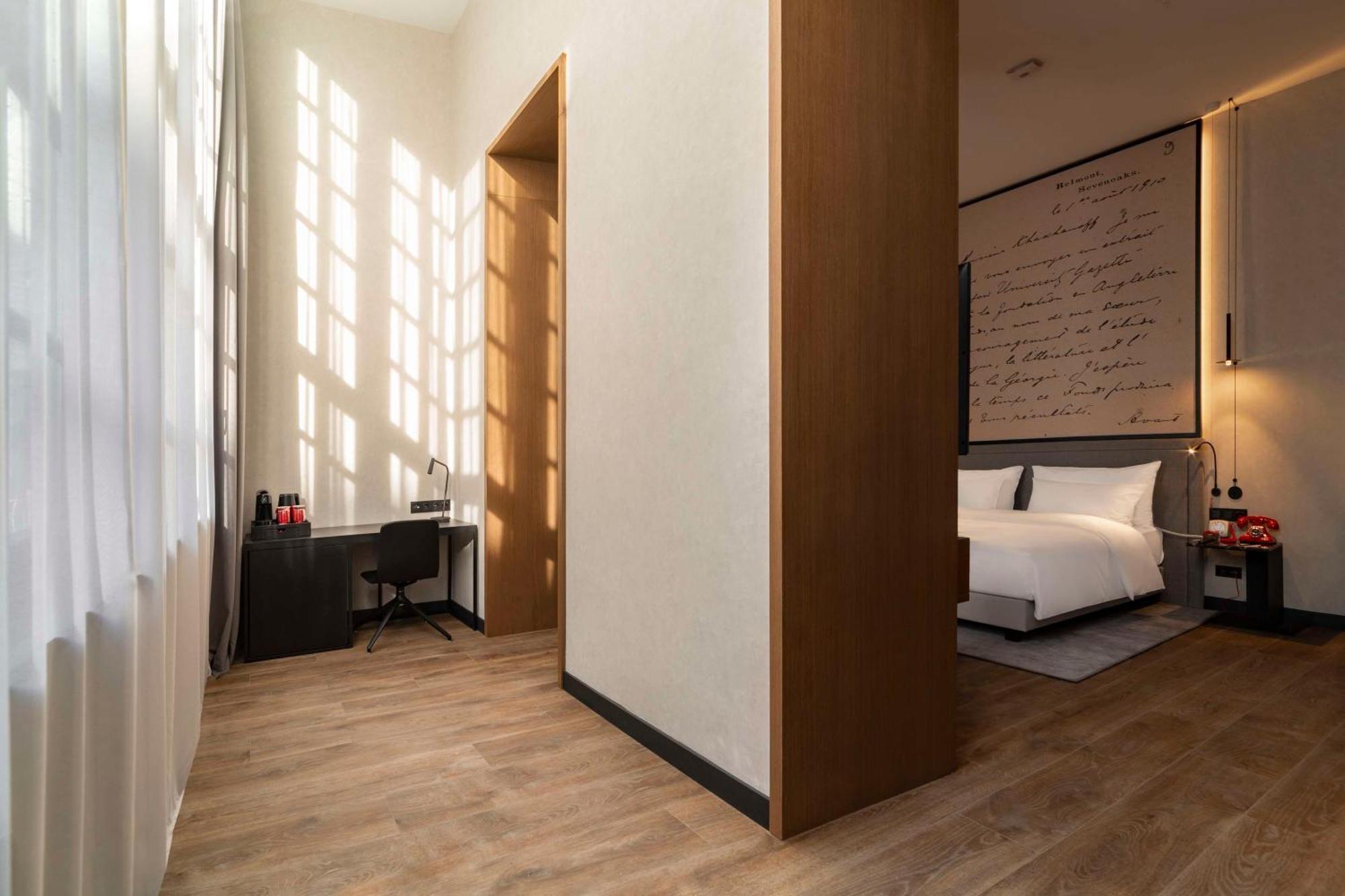 Hotel Radisson Red Tbilisi Zewnętrze zdjęcie