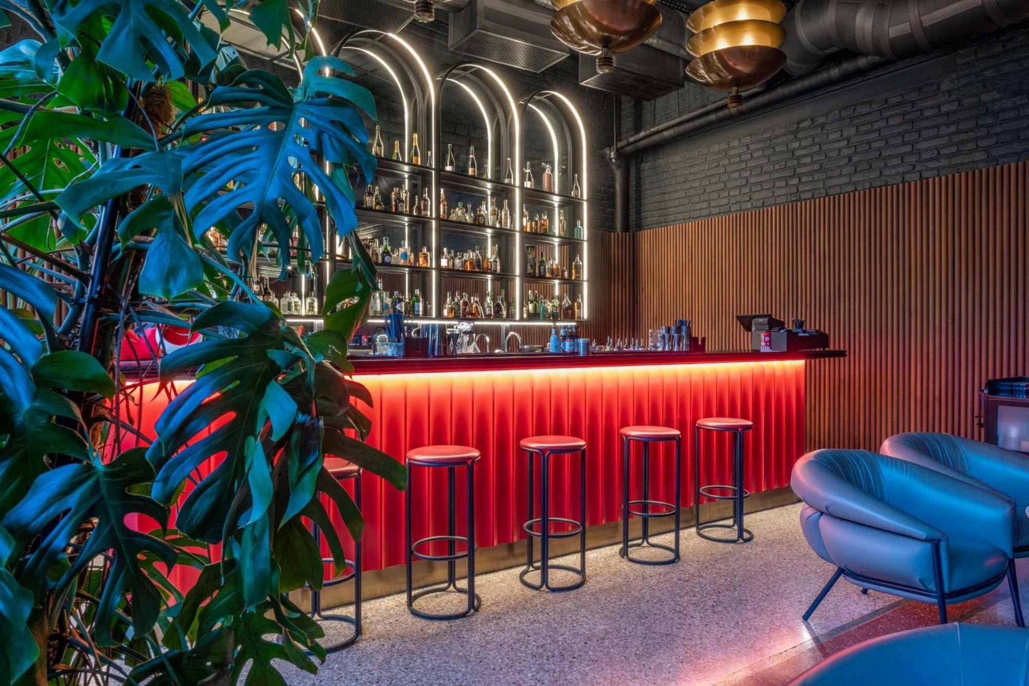 Hotel Radisson Red Tbilisi Zewnętrze zdjęcie