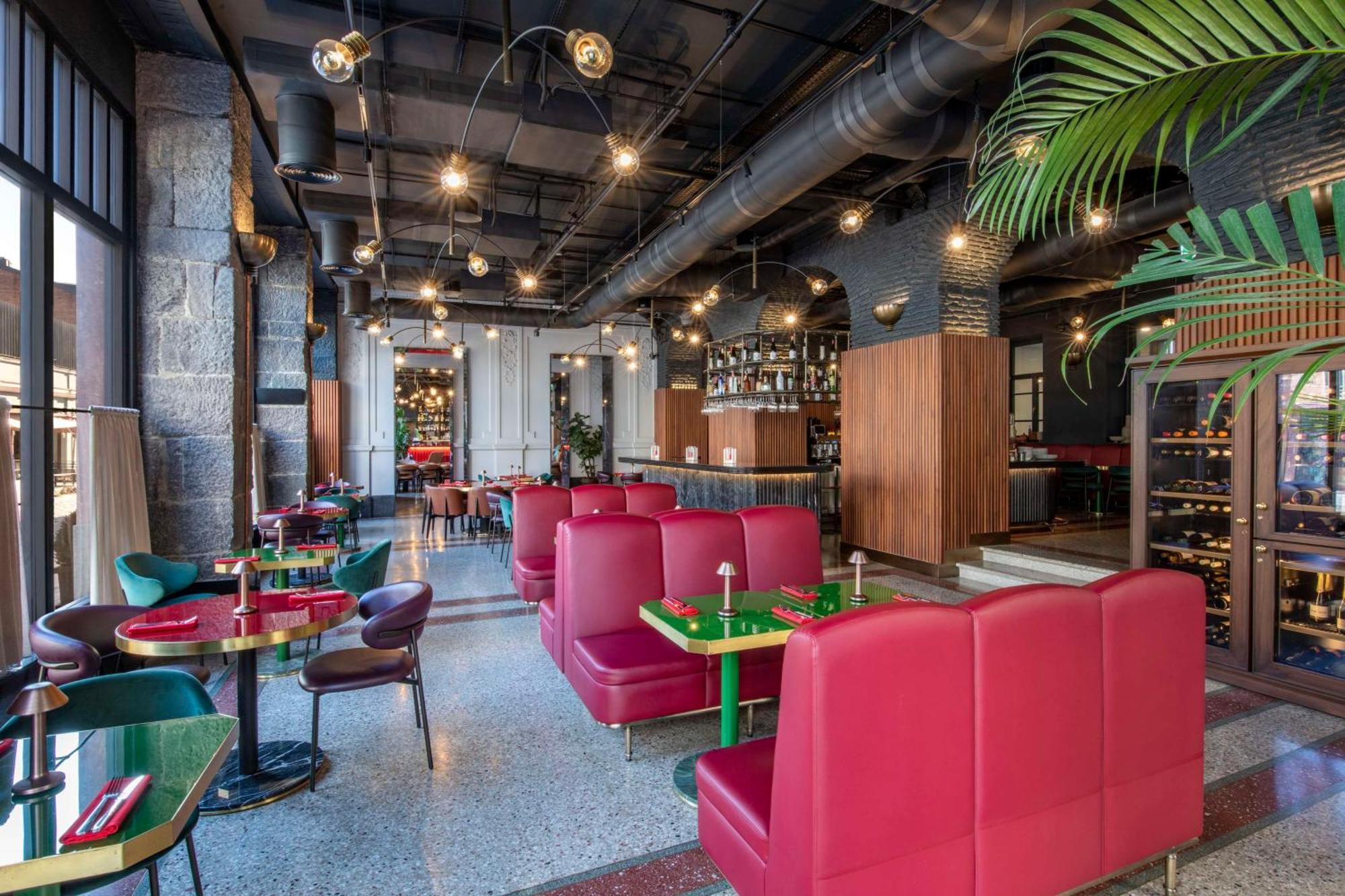 Hotel Radisson Red Tbilisi Zewnętrze zdjęcie