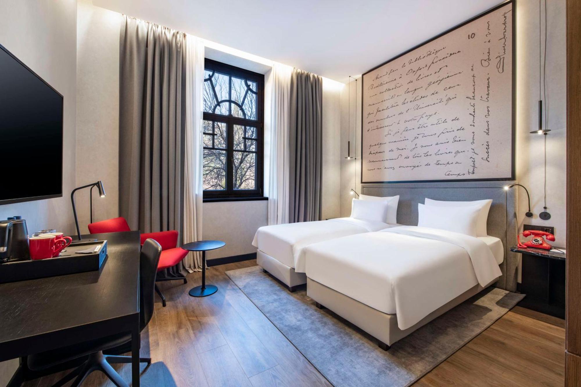 Hotel Radisson Red Tbilisi Zewnętrze zdjęcie