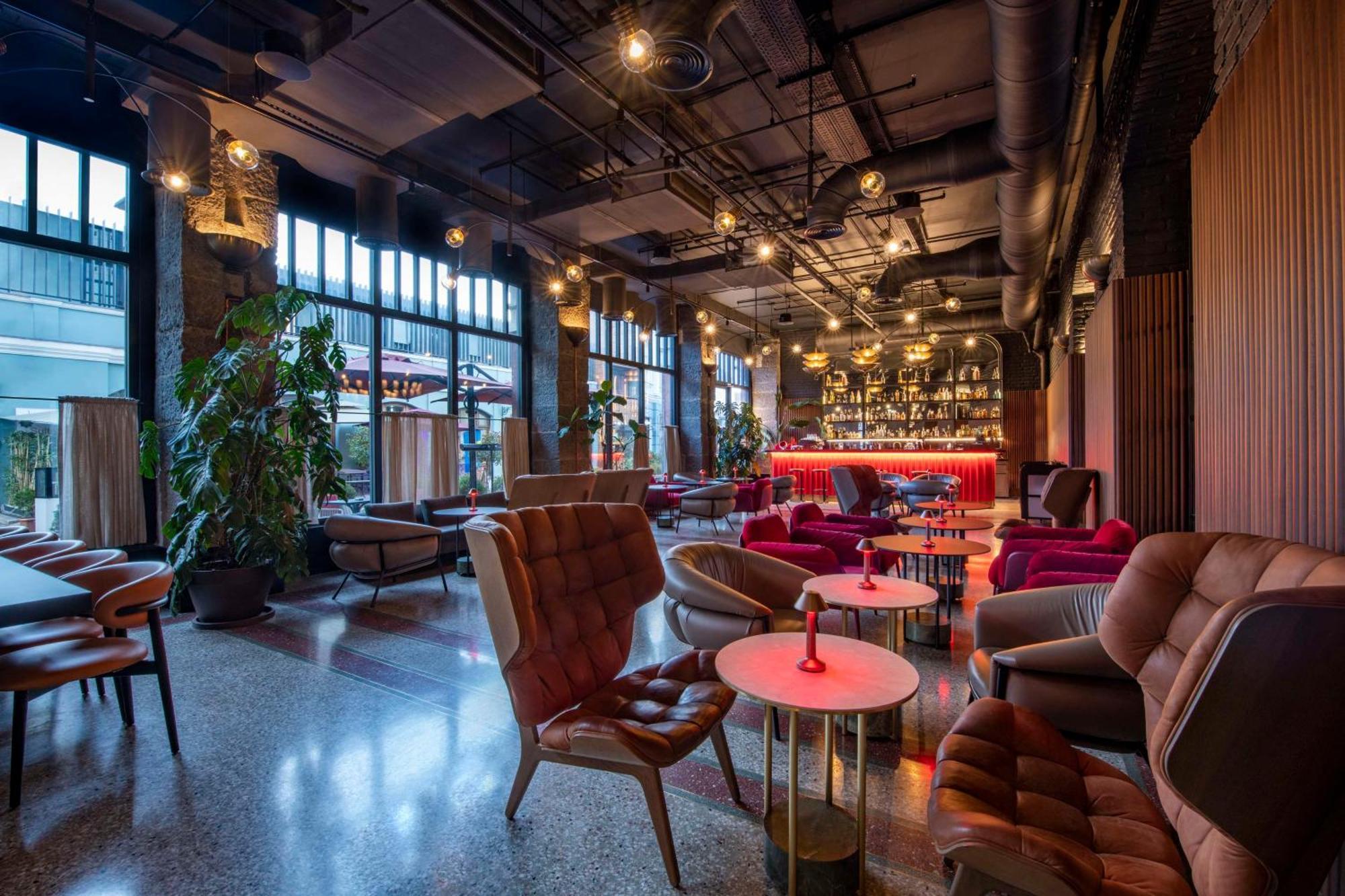 Hotel Radisson Red Tbilisi Zewnętrze zdjęcie